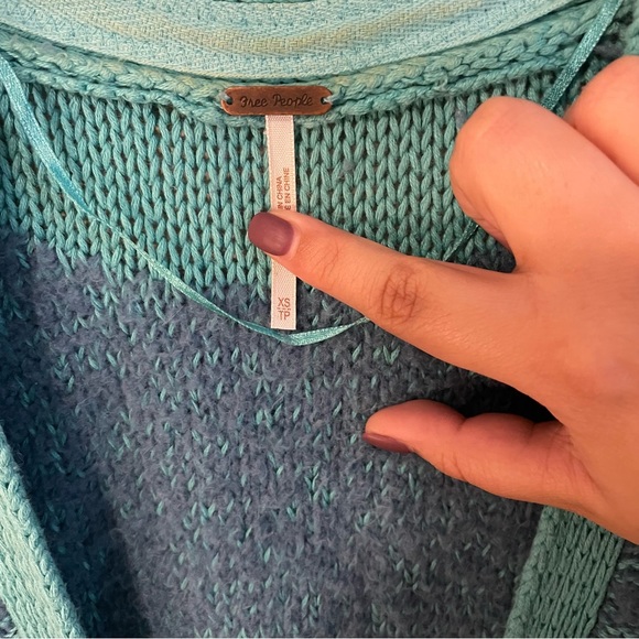 Free People Oversized Blue Snow Drop Bubble Puffy Cardigan, Size XS - Picture 3 of 6